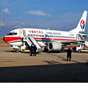 查干湖航空空运航空快运业稳步发展的原因是什么？